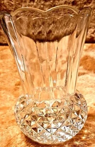 Lead Crystal Vase Diamond Pattern Scalloped Ball 5.75" Heavy Vintage 9oz. - Picture 1 of 12