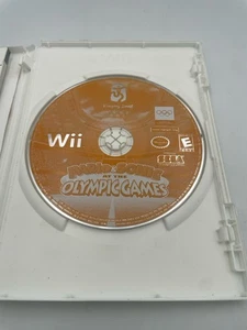 Mario & Sonic at the Olympic Games (Nintendo Wii 2007, solo disco) usado en excelente estado - Imagen 1 de 2