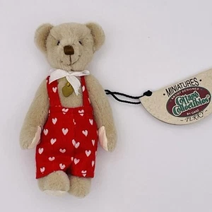 Ganz Cottage Sammlerstücke Frottee Mini Plüschbär rotes Herz Overall 3 Zoll neu - Bild 1 von 10