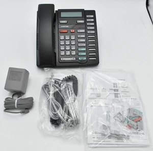 Aastra Telecom 9417CW 2-liniowy wyświetlacz telefon biurowy z podstawą i zasilaczem - Zdjęcie 1 z 9