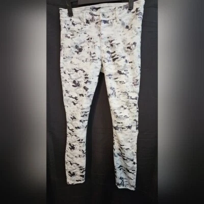 Pantalones de mezclilla Lola & Sophie New York talla 2 blancos desteñidos camuflados ajustados Foto 1 de 4