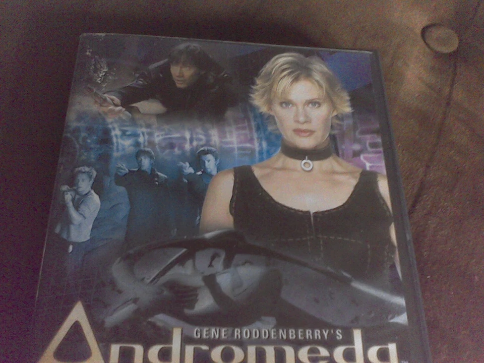 GENE RODDENBERRY'S ANDROMEDA SEASON 4 DISC 3  - Image 1 of 1