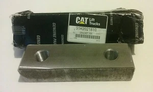 CAT/CATERPILLAR R/A BRACKET 91K9921810, NEW, FREE SHIPPING - Picture 1 of 4