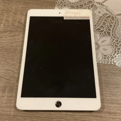 iPad Mini 2 A1489 spares/repairs - Image 1 of 3