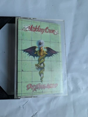 Mötley Crüe – Dr. Feelgood Cassette Tape 1989 Elektra Records Vintage Rock - Image 1 of 4
