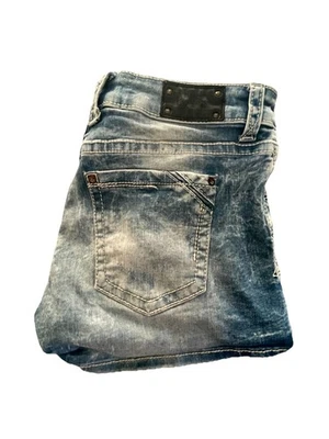 Buckle Black Fit No. 53 Distressed Light Wash Jean Shorts Women’s 28 - Image 1 of 4