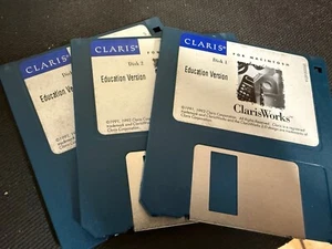 ClarisWorks 2.0 Software 3-1/2" disks - vintage Mac software - Picture 1 of 6