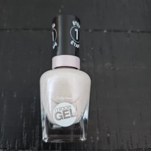 Sally Hansen Miracle Gel Nail Polish, Shade Plush Blush 234 - Picture 1 of 5