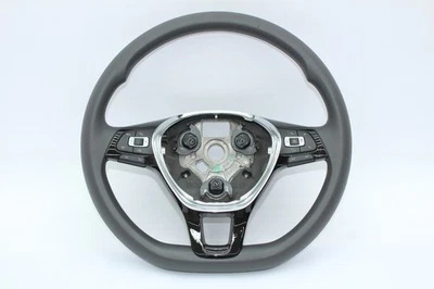 Руль Volkswagen Jetta 2015-2018 годов выпуска черный резиновый от оригинального производителя - Изображение 1 из 4