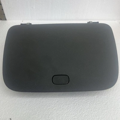 🔥06-11 COMPARTIMENTO DE ALMACENAMIENTO DE TABLERO CHEVROLET GM HHR MARRÓN CACHEMIR Guantera NEGRA Foto 1 de 4