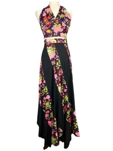 Vintage 70s Pinwheel Floral Two Piece Halter Top Maxi Skirt Set XS/S Mod GoGo - Picture 1 of 8