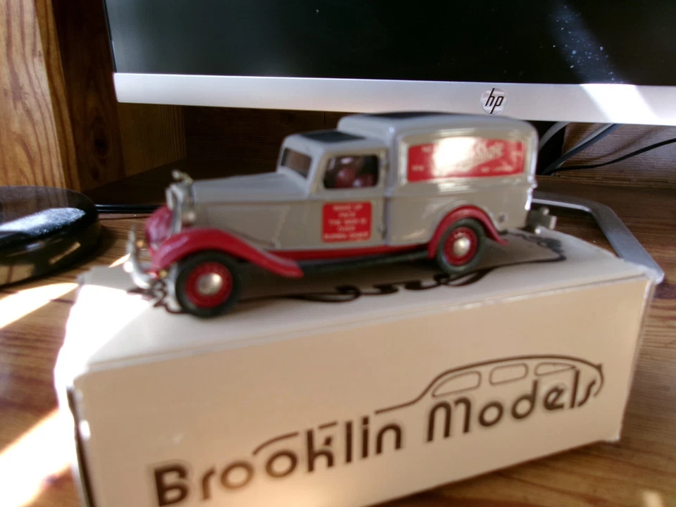  BROOKLIN MODELS BRK 16 1936 DODGE VAN BURMA SHAVE  - Image 1 of 1