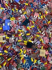 Restposten 250G KFZ Sicherungen und Kabel Stecker Van PKW LKW Motorräder - Bild 1 von 3