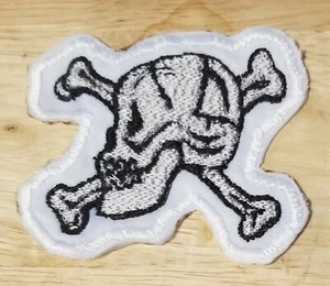 Skull & Crossbones Small - The Lost Boys - Sew On/Iron On Patch       10303 - Picture 1 of 1