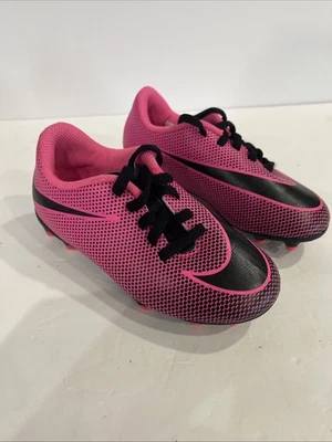 Botines de fútbol Nike Jr. Bravata II FG rosa negro con cordones para niñas 10 C Foto 1 de 4