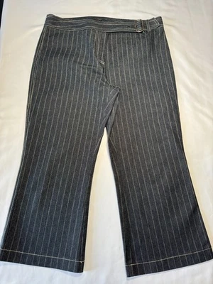 Next y2k Ladies Pinstriped Capri Shorts Buckle Closure M03577 - Size 14 - Image 1 of 4