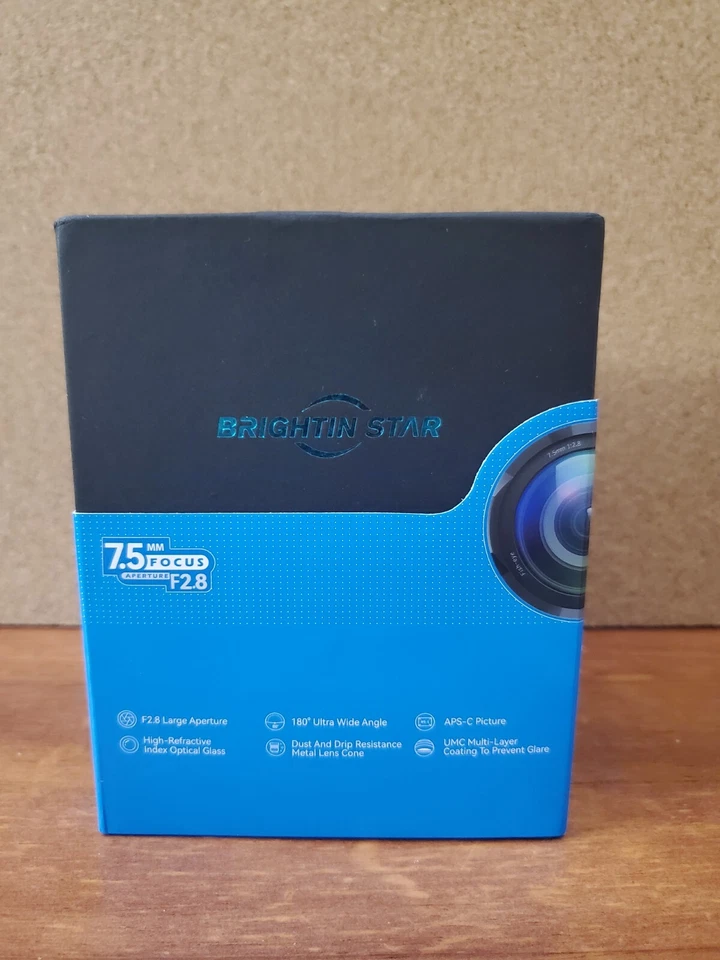 Brightin Star 7.5mm Focus Aperture F2.8 EOSM 180° Ultra Wide Angle *Open-box/New - Image 1 of 4