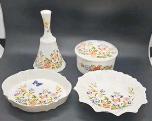 4 Items of Aynsley cottage garden trinket box, dishes and bell - Picture 1 of 11