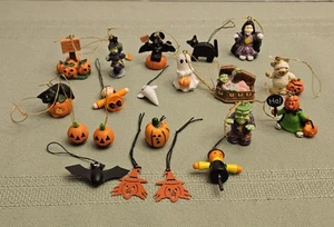 Lote surtido de adornos en miniatura vintage de Halloween - Imagen 1 de 13