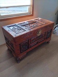 Vintage Chinese Carved Camphor Wood Footlocker Chest Carvings - Picture 1 of 9