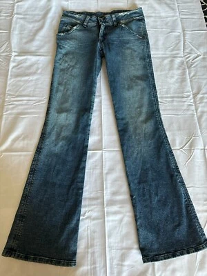 Pantalones de mezclilla HUDSON Bootcut elásticos de algodón desgastado azul medio talla 30  Foto 1 de 4