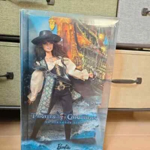 Barbie Pirates of the Caribbean Angelica Doll T7655 Matel 2011 with box USED - Picture 1 of 24