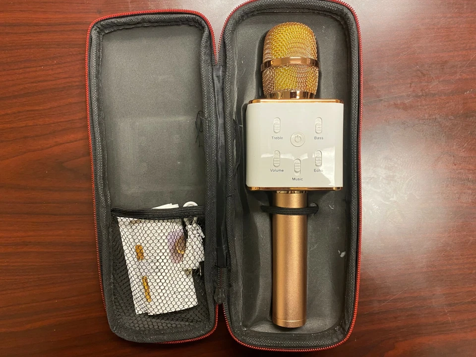 Wireless Handheld Microphone KTV Karaoke Stereo USB Player Bluetooth Q7