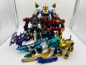 Bandai Power Rangers Jungle Fury Gekiranger DX Geki Fire Touja Shark Bat #B439 - Foto 1 di 20