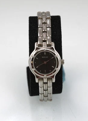 Reloj Reliquia Mujer Plateado Acero Inoxidable Resistente al Agua Batería Gris Cuarzo Foto 1 de 4