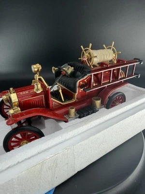 Road Signature Series 1914 Ford Model T Fire Engine 24K Plate Coin Wood Ladder - Image 1 of 4