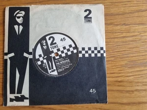 THE SPECIALS - Rat Race TT11 7” Paper Label Two Tone 2Tone SKA Post-punk - Picture 1 of 6