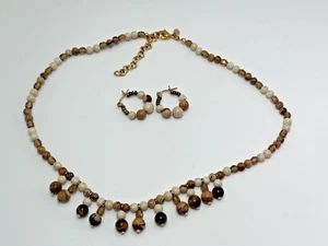 Vintage Monet Jewellery Set Necklace and Earrings Glass Gold Metal Boxed Signed - Picture 1 of 12