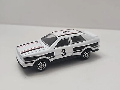 Zee Toys 1/64 比例白色 Zee 奥迪 Quattro D87 *水泡拉* — 第 1/4 张图片