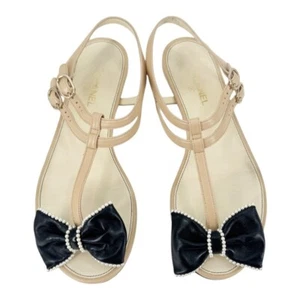 Chanel CC Logo Bow Pearl Leather Sandals Wide Fit - Picture 1 of 9
