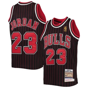 Youth Mitchell & Ness Michael Jordan Black/Red Chicago Bulls 1996-97 Hardwood - Bild 1 von 3