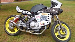 One off Honda VFR 400 cafe racer - Picture 1 of 10