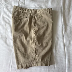 Peter Millar Shorts Mens 36 Cotton Tencel Blend Beige Stretch Golf Chino - Picture 1 of 7