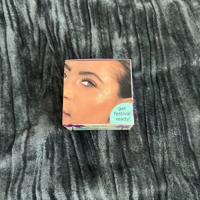 Tarte Treasure Pot Glitter Gel - Image 1 of 2