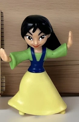 Figura de acción de plástico McDonald’s Happy Meal Toy 2020 Disney Foto 1 de 4