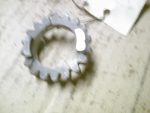 1968? Yamaha DT 1 engine clutch gear - Picture 1 of 1