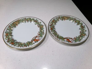 FITZ AND FLOYD ST NICHOLAS LOT OF 2 DINNER PLATES - Picture 1 of 4