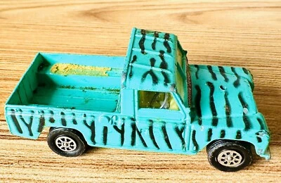 Corgi LAND ROVER 109 w/driver & tiger DAKTARI TV Show 1/43 diecast With Animals - Image 1 of 4