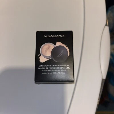 BareMinerals Original Mineral Veil Finishing Powder Travel Mini Size 0.75 g - Image 1 of 3
