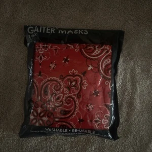 Red Paisley and Black Neck Gaiter 2 pack. - Picture 1 of 1