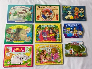 Lot of 9 Pop-Up Books Snow White Beauty Beast Puss in Boots Ugly Duckling, etc - Foto 1 di 4