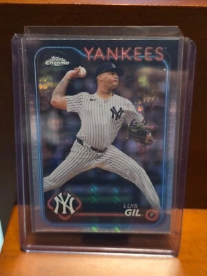 2024 Topps Chrome Update Prism Refractors #USC160 Luis Gil - Image 1 of 2