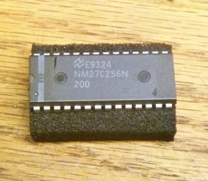 NATIONAL NM27C256N-200 IC EPROM 256KBIT PARALLEL 28DIP - USA SELLER - Picture 1 of 1