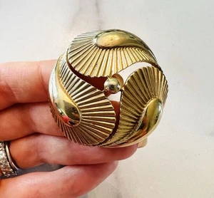 Vintage Boucher Brosche vergoldet Paisley rund - Bild 1 von 3