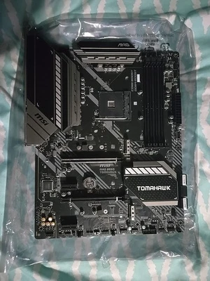MSI MAG B550 Tomahawk AMD AM4 ATX Desktop Motherboard (B550TMHWK) - Image 1 of 4