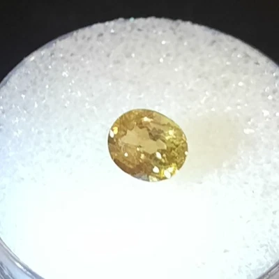 1ct Oval Natural Champagne Color Change Sapphire from Tanzania - Image 1 of 4